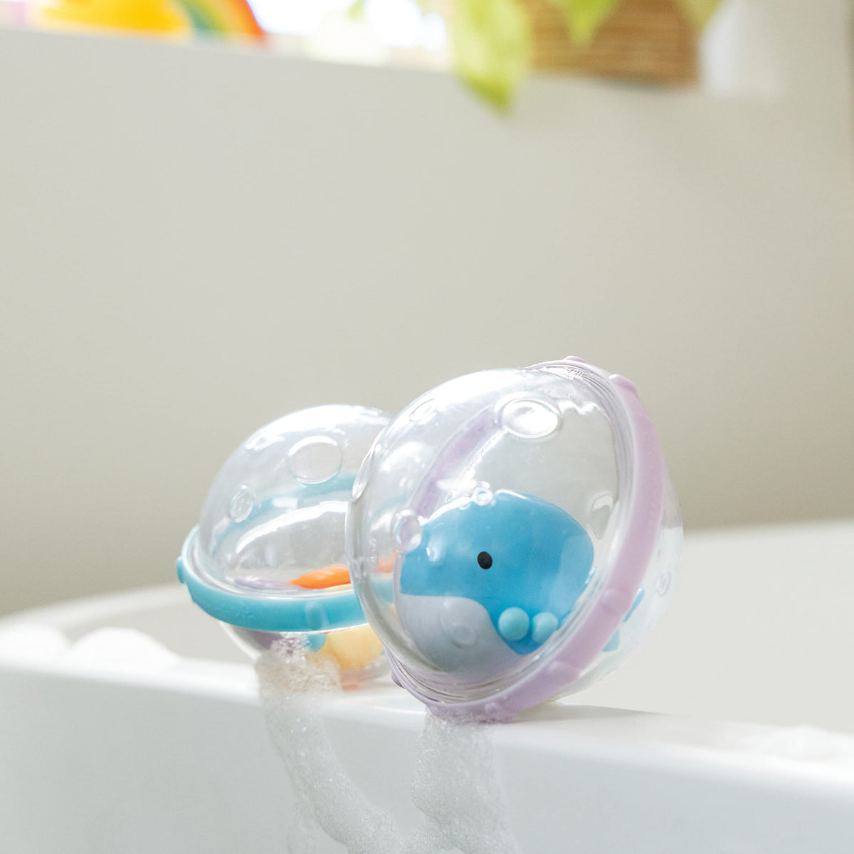 Munchkin® Float & Play Bubbles™ Baby Bath Toys, 4 Count