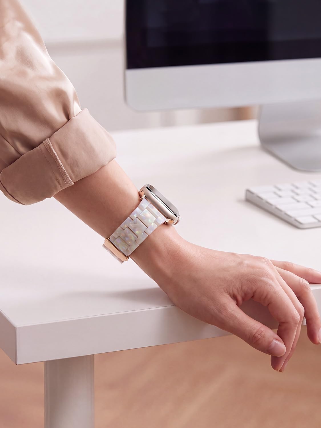 V-MORO Resin Bands Compatible with Apple Watch Band,41mm/40mm/38mm/42mm | Fashion Lightweight Strap for iWatch Series 12/11/10/9/8/7/6/5/4/3/2/1,Women Jewelry Dressy Bracelet Adjustable,Ivory White