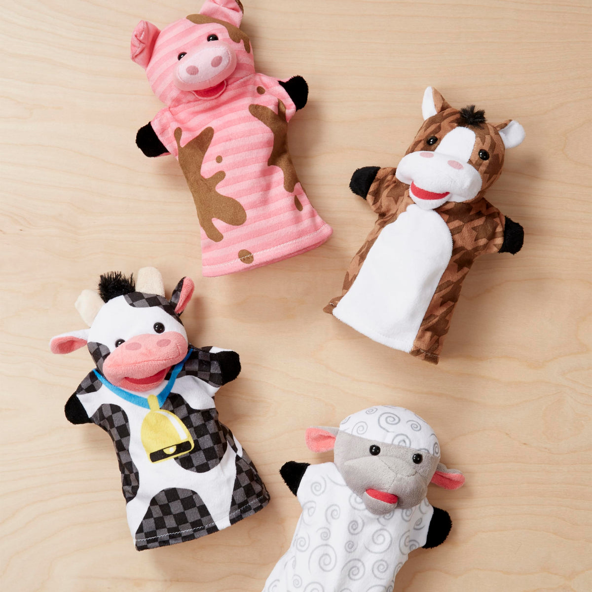 Melissa & Doug Farm Friends Hand Puppets (Set of 4) - Cow, Horse, Sheep, and Pig Soft Puppets for Kids and Toddlers Ages 2+
