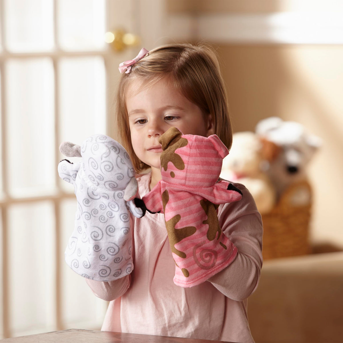 Melissa & Doug Farm Friends Hand Puppets (Set of 4) - Cow, Horse, Sheep, and Pig Soft Puppets for Kids and Toddlers Ages 2+